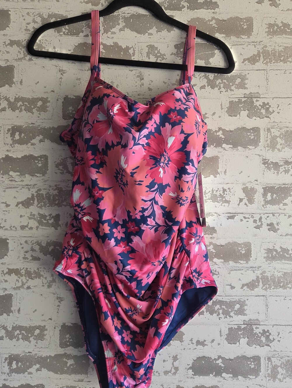 32 Degrees Cool Floral One Piece Swimsuit Pink Flowers XXL NWT